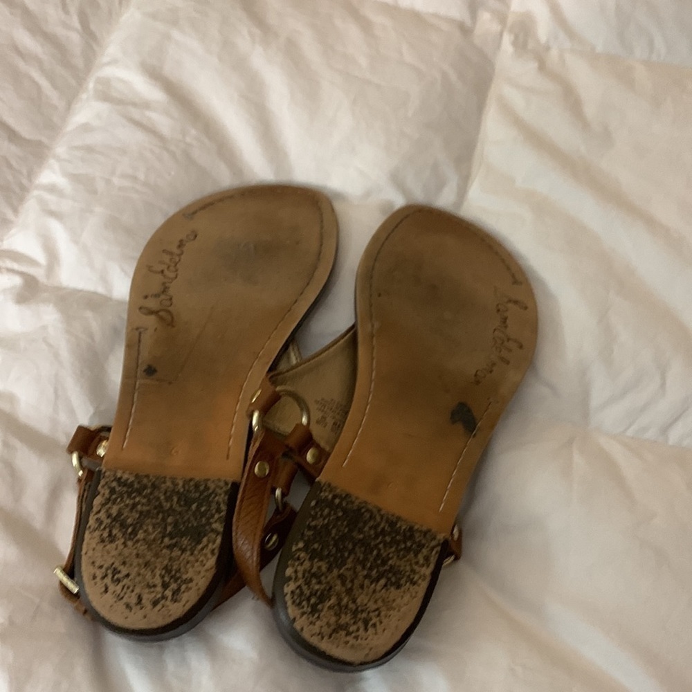 Sam Edelman EUC leather thongs with gold hardware size 6 - Picture 5 of 8